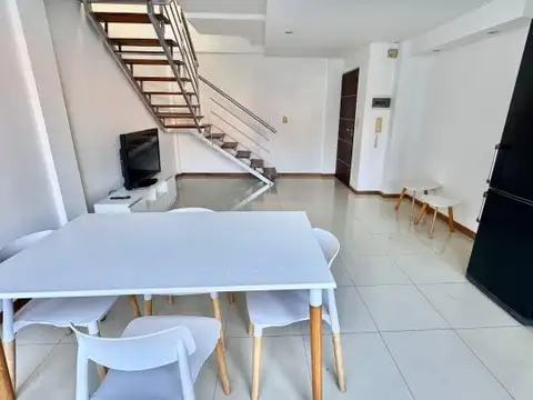 Depto Tipo Casa en Venta 15 años