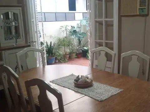 Depto Tipo Casa en Venta 76 años