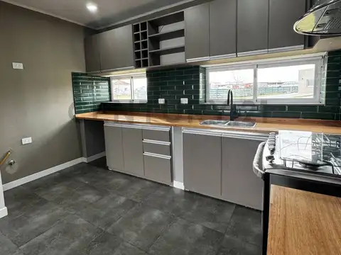 Casa en Venta en Magallanes - Barrio cerrado, USD 325.000