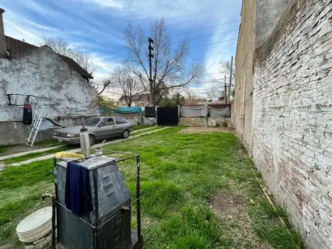 Casa en Venta con 5 cocheras