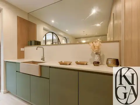 Casa 8 ambientes con 4 baños
