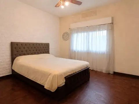 Casa en Venta en Isidro Casanova, USD 119.900