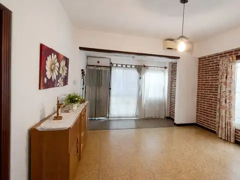 VENTA CASA 3 AMBIENTES CASANOVA CENTRO APTO CREDIT
