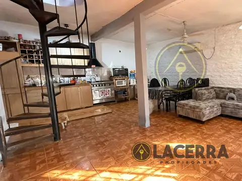 Depto Tipo Casa en Venta de 3 dormitorios