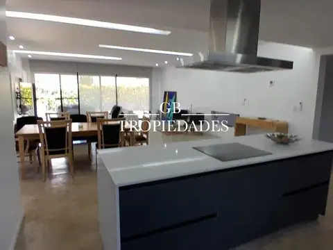 Casa en Venta en Ayres Plaza, USD 450.000