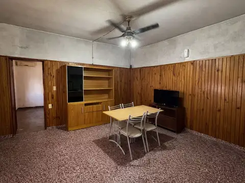 Depto Tipo Casa en Venta en Lomas De Zamora, USD 50.000