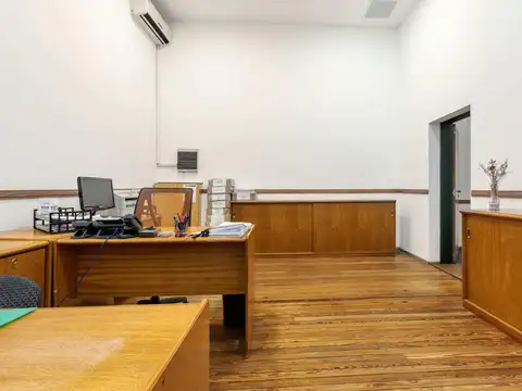 Oficina en Venta 25 años