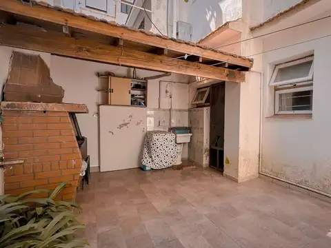 Depto Tipo Casa en Venta con 1 cocheras
