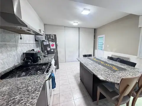 Casa en Venta en Neuquen, USD 195.000
