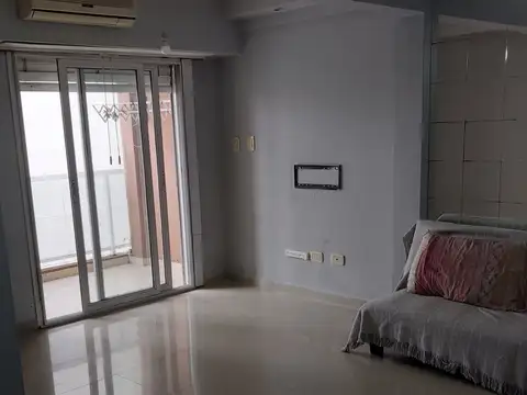 Alquiler dto 2 ambientes en 3 de febrero