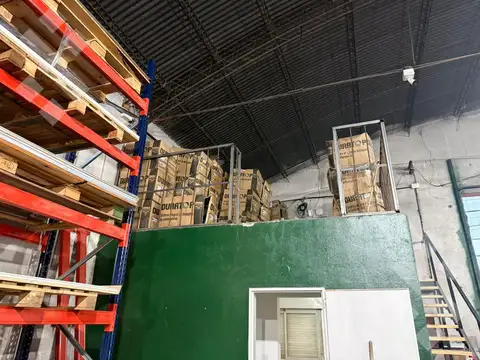 Venta de Galpon de 400m2 en Neuquen Capital