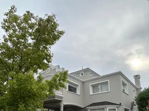 Casa a la venta en Septiembre Escobar