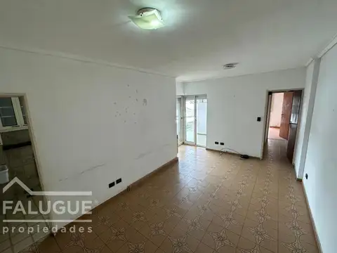 Departamento en Alquiler en Villa Ballester, $ 580.000