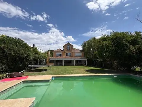 Casa  en Venta en Santa Barbara, Tigre, G.B.A. Zona Norte