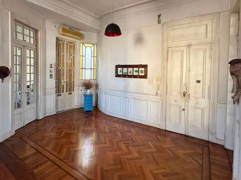 Departamento 6 ambientes con 2 baños