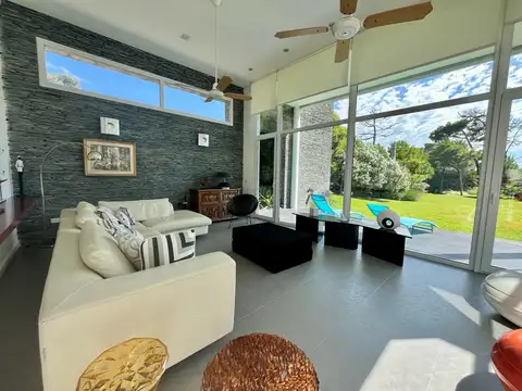 Casa en Venta en Pinamar, USD 490.000