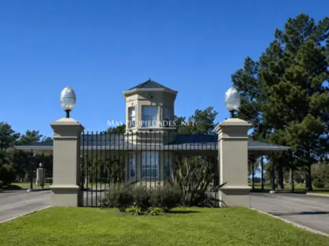 Venta Terreno / Lote a la laguna en Lagos de San Eliseo Canning