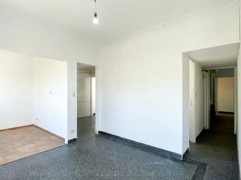 Depto Tipo Casa en Venta 40 años
