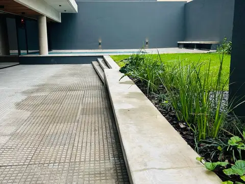 Departamento en Alquiler con 1 cochera