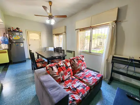Depto Tipo Casa en Venta de 3 ambientes