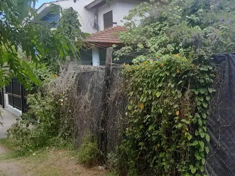 Terreno en Venta en Luis Guillon, USD 65.000