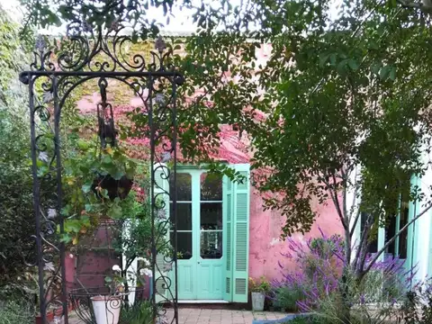CASA ANTIGUA EN CASCO HISTÓRICO