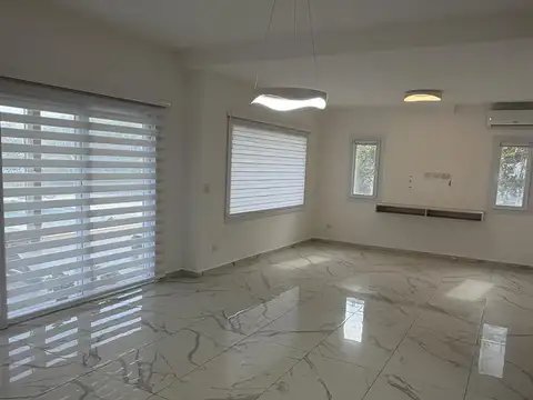 Casa en Alquiler al Noroeste