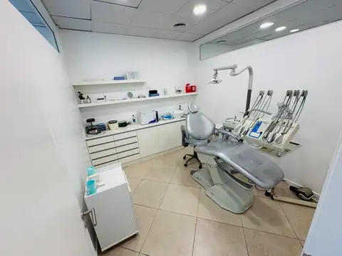 Oficina en Venta con 1 cochera