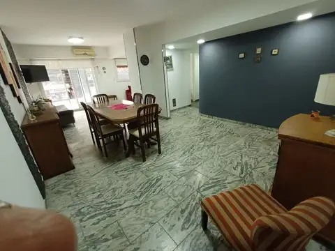 VENTA 5 AMB. CON BALCON Y PATIO. BAJÓ VALOR 