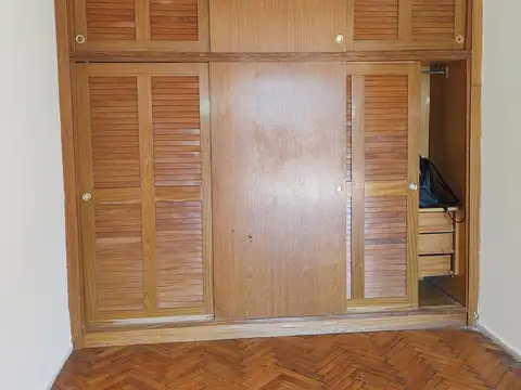 Departamento en Alquiler en Monserrat, $ 500.000