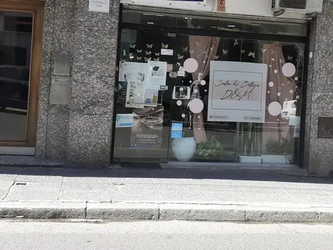 Local en Venta - 2 Baños - 55mts - Monserrat