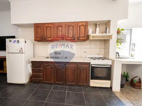 Casa en venta de 3 dormitorios y patio en zona sur