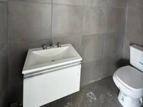 Local en Venta 1 año
