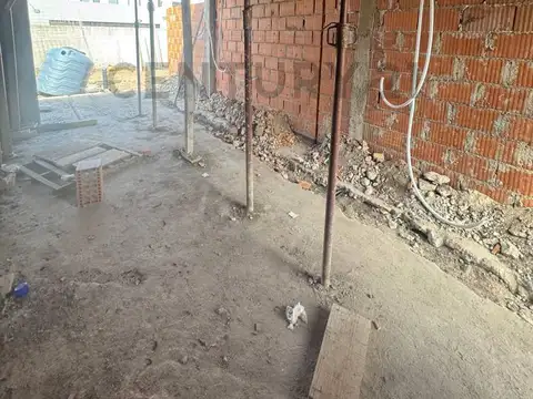 DUPLEX EN VENTA! 2 DORMITORIOS! Docta Urbanizacion