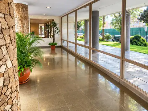 Departamento en Alquiler en Tapiales, $ 650.000