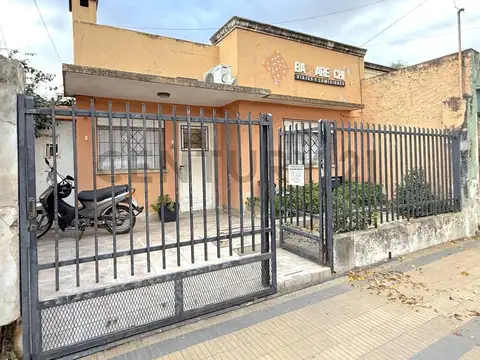 CASA 2 DORMITORIOS EN ZONA PRIVILEGIADA - VENADO TUERTO