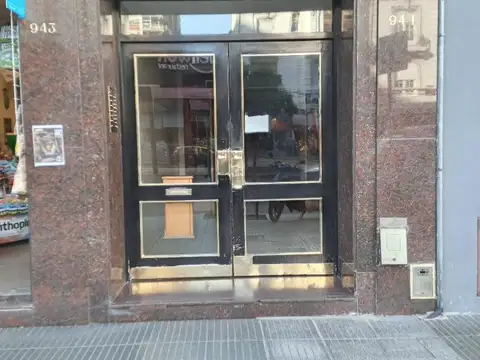 Avenida Cabildo 900, Piso 1
