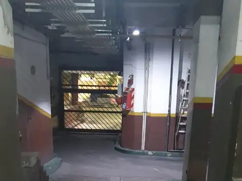 Av Alvarez Thomas 3000