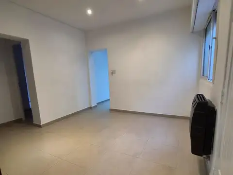 Depto Tipo Casa en Alquiler de 2 dormitorios