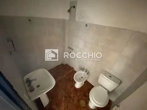 Depto Tipo Casa en Alquiler de 2 dormitorios