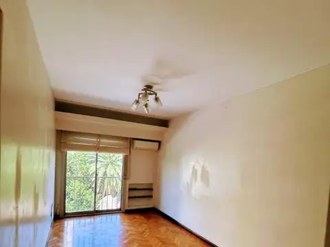 3 amb con muy bajas expensas. Exc ubicación