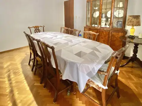 Depto 4 amb con dependencia y cochera en Retiro