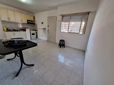 Depto Tipo Casa en Venta de 2 ambientes