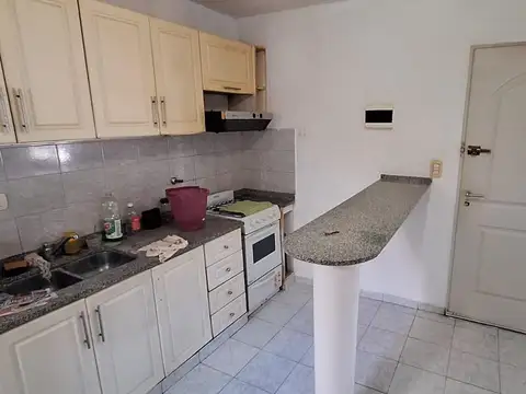 Depto Tipo Casa en Venta en Caseros, USD 40.000