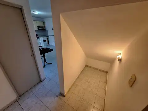 Depto Tipo Casa 2 ambientes con 1 baño