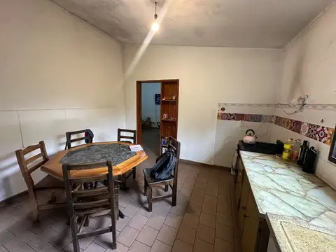 Calle P Cavaloti 100