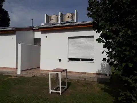 Depto Tipo Casa 2 ambientes con 1 baño