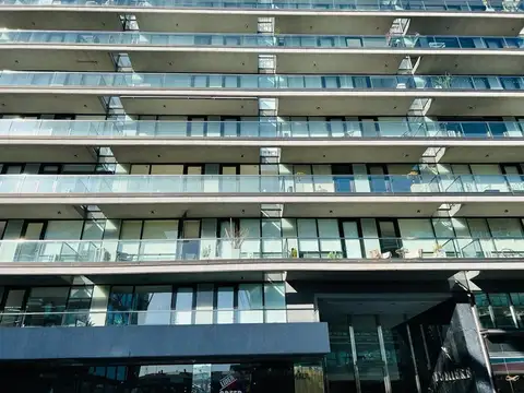 Encarnación Ezcurra 300, Piso 3