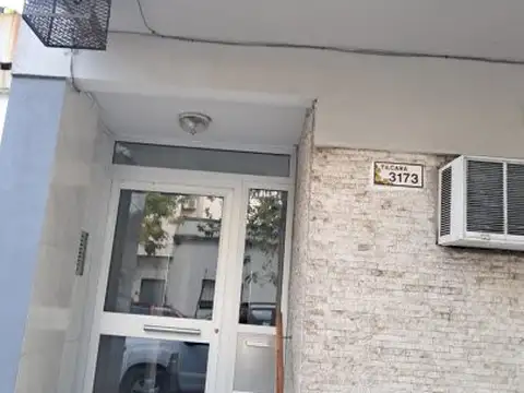 Departamento en Alquiler en Pompeya, $ 650.000