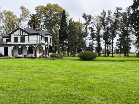 OPORTUNIDAD LOTE EN BARRIO  LOS TRES PINOS 1340 m2